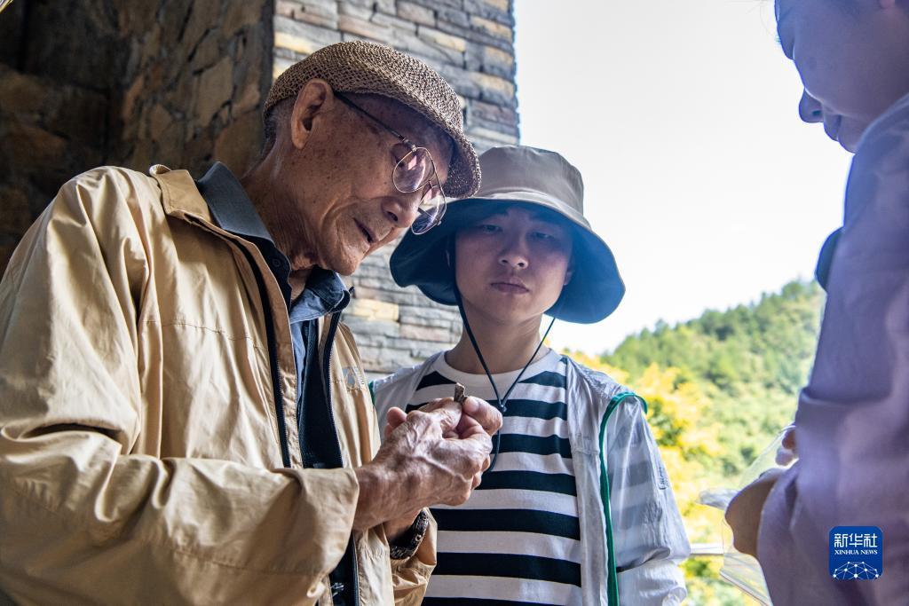 奔驰宝马电玩城